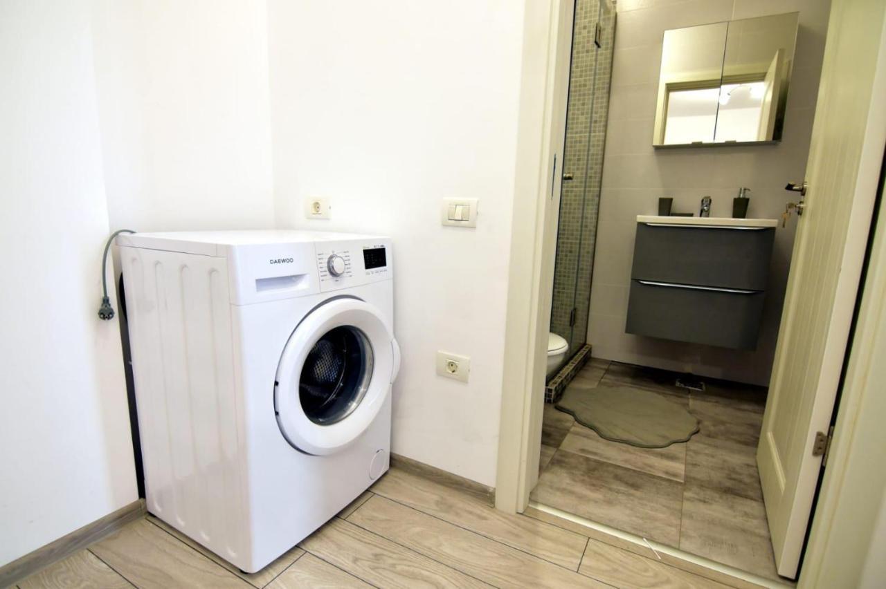 Cris Sunny Apartaments Navodari Ngoại thất bức ảnh